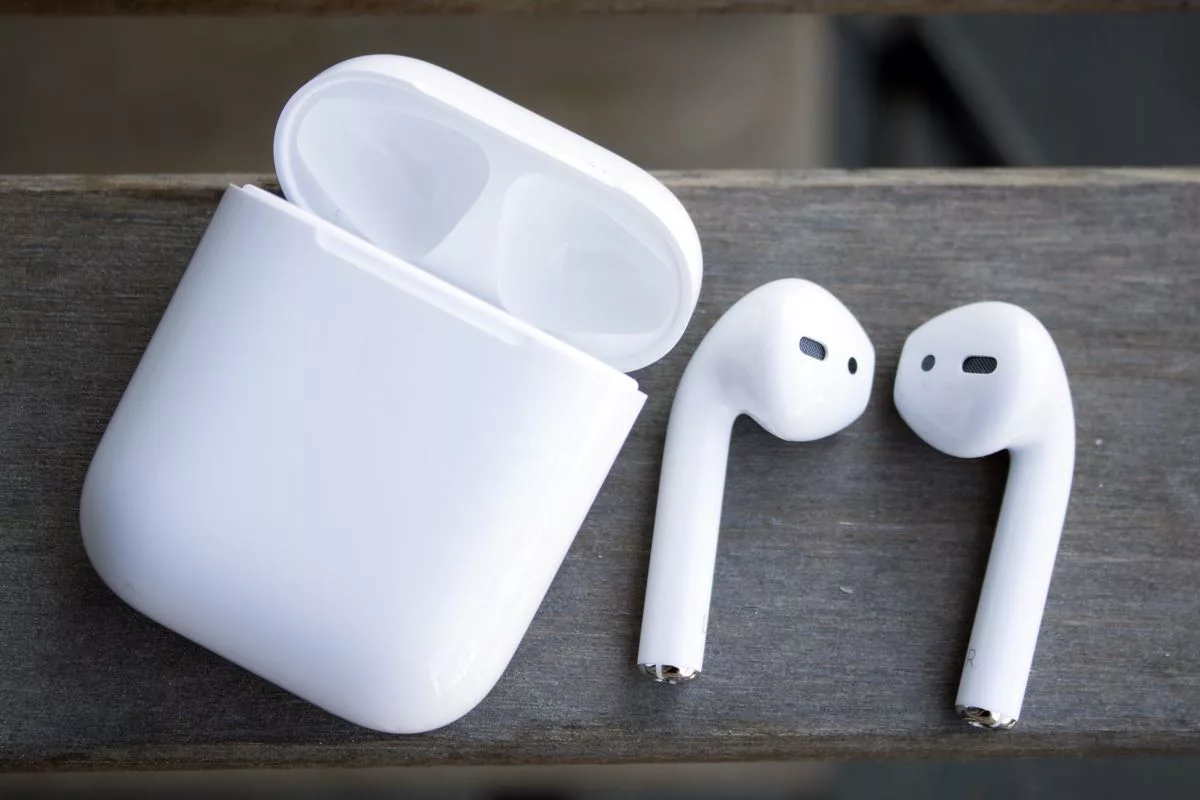 Apple AirPods 4 caem para € 125 na Amazon: uma joia econômica que supera os AirPods Pro 3