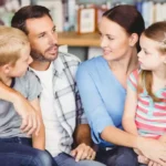 5 conselhos essenciais sobre amizade para adolescentes, dados pelos pais e apoiados pela psicologia