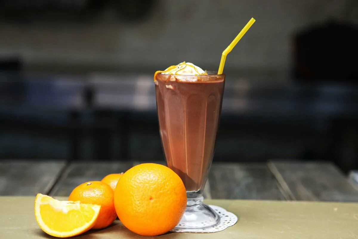 Bebida de chocolate e laranja: 5 minutos de felicidade cítrica