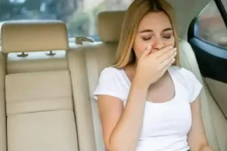 Combata o Enjoo sem Comprimidos: Cientistas Revelam um Truque Musical Surpreendente