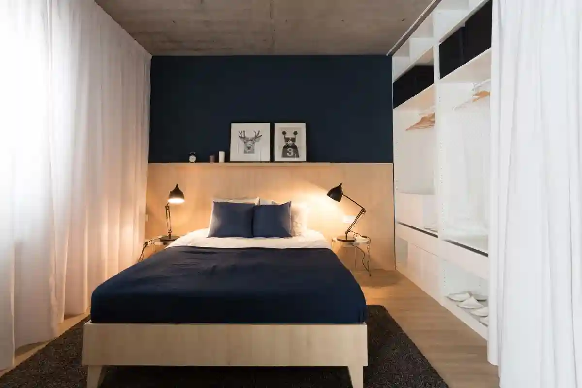 Faça o seu quarto pequeno parecer enorme com estes truques inteligentes de decoração