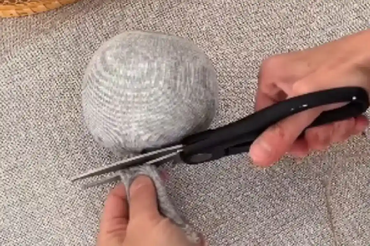 Não Jogue Fora Meias Velhas: Transforme-as em Decorações de Halloween Perfeitas