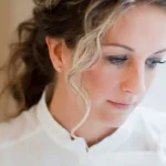 O que significa desviar o olhar durante uma conversa? A psicologia explica