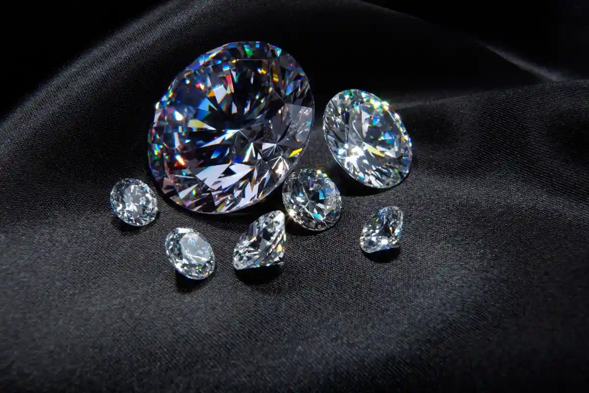 Sonho de 20 Anos Realizado: Cientistas Revolucionam a Criação de Diamantes Artificiais