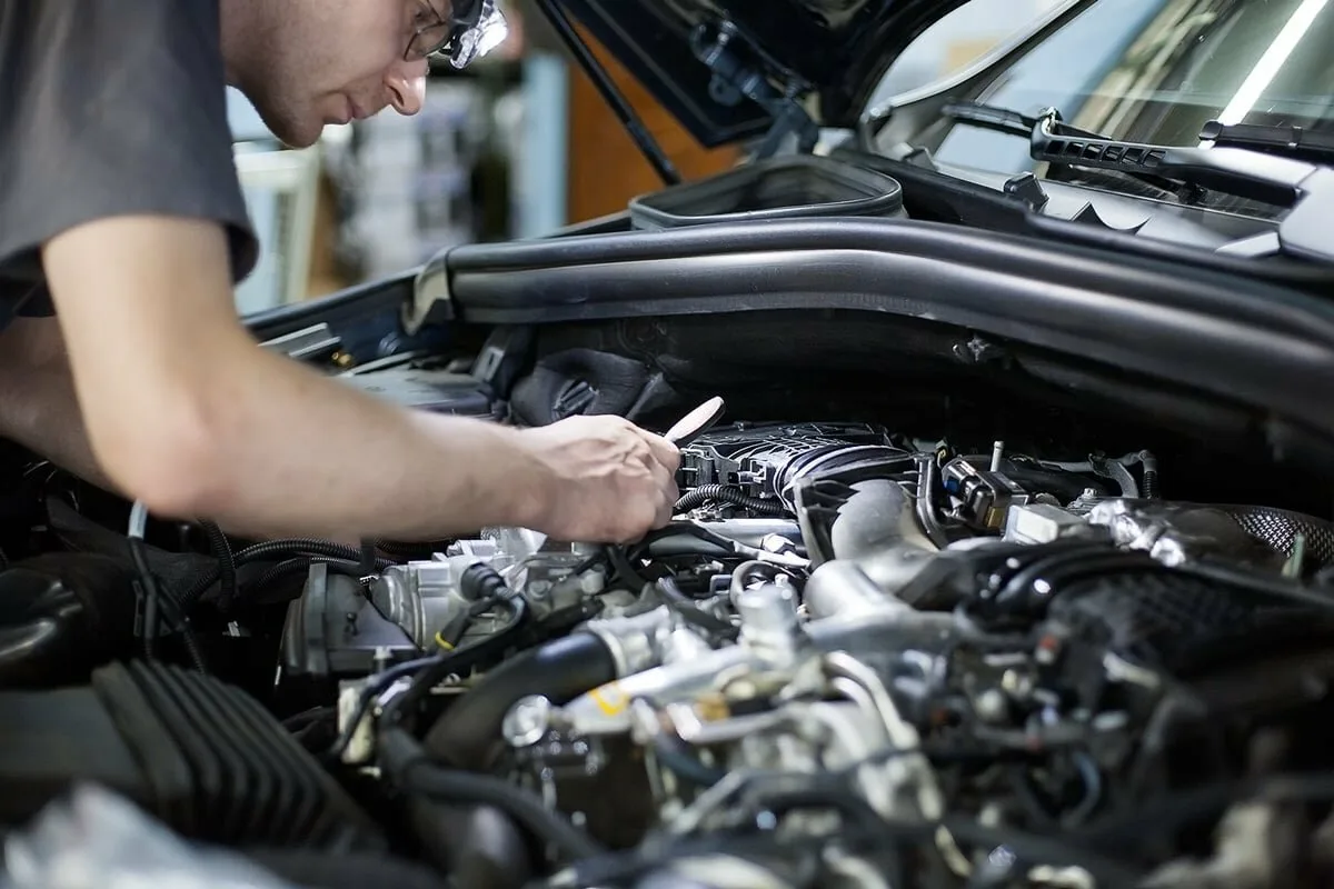 Dicas essenciais para proteger o motor do seu carro e evitar reparações dispendiosas
