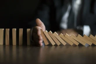 Criar Hábitos Positivos: Como Desencadear o Efeito Dominó na Tua Vida