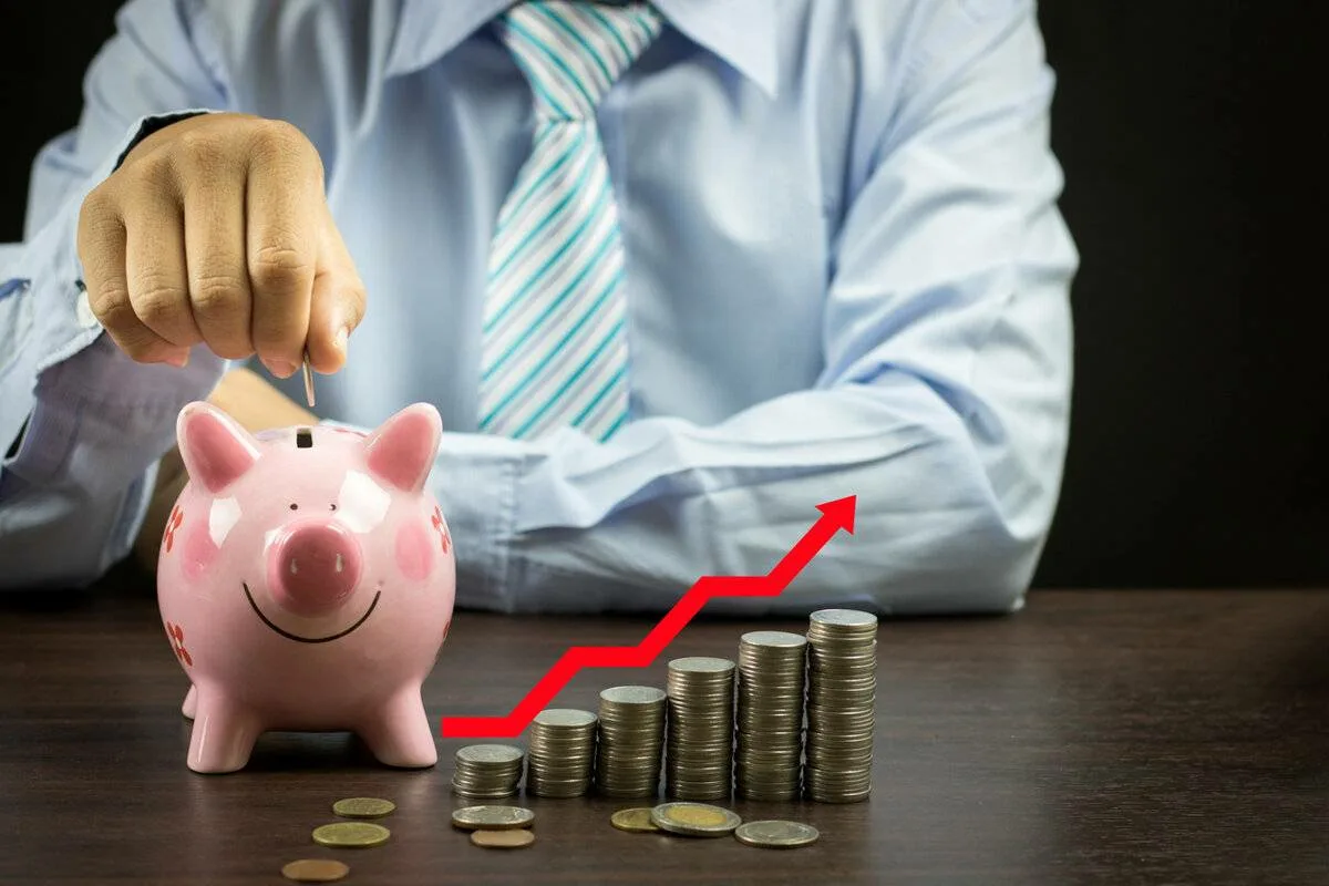 3 Coisas em que os Europeus Estão Realmente a Poupar em 2025