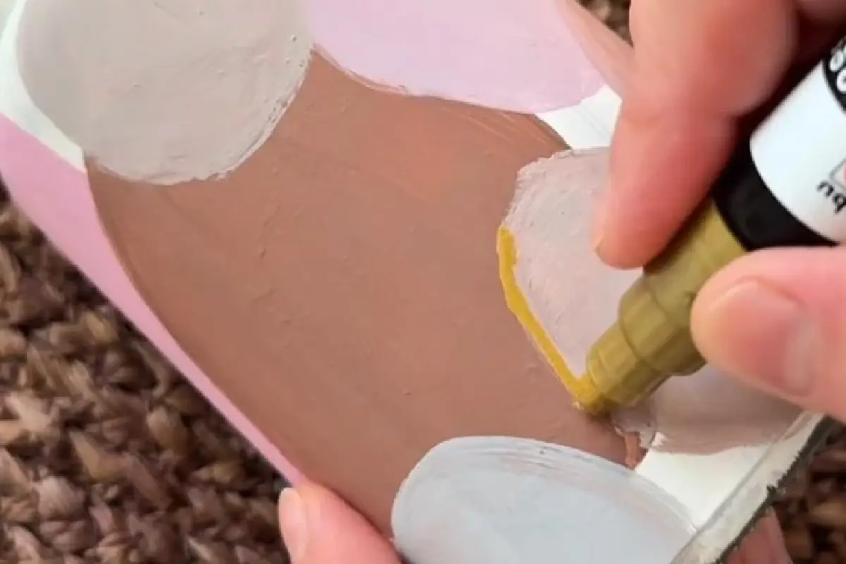 Transforme a sua casa com decoração DIY: maneiras criativas de reciclar frascos de vidro e garrafas de plástico