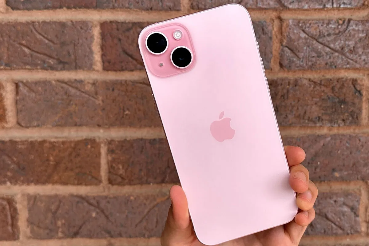 A oferta da MediaMarkt para o iPhone 15 Plus é uma pechincha com ecrã grande por 899 €