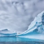 O Ponto de Inflexão da Antártida: Cientistas Alertam para Mudanças Climáticas Catastróficas