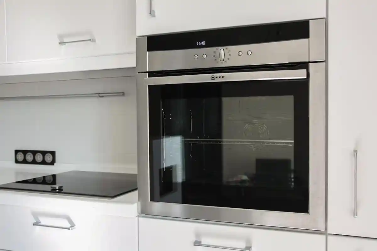 Consumo de eletricidade do forno: o culpado oculto por trás das suas contas de energia exorbitantes