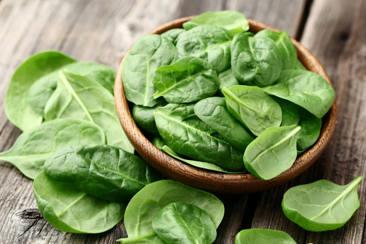 Panquecas de espinafre: uma receita rápida para incluir vegetais no seu jantar