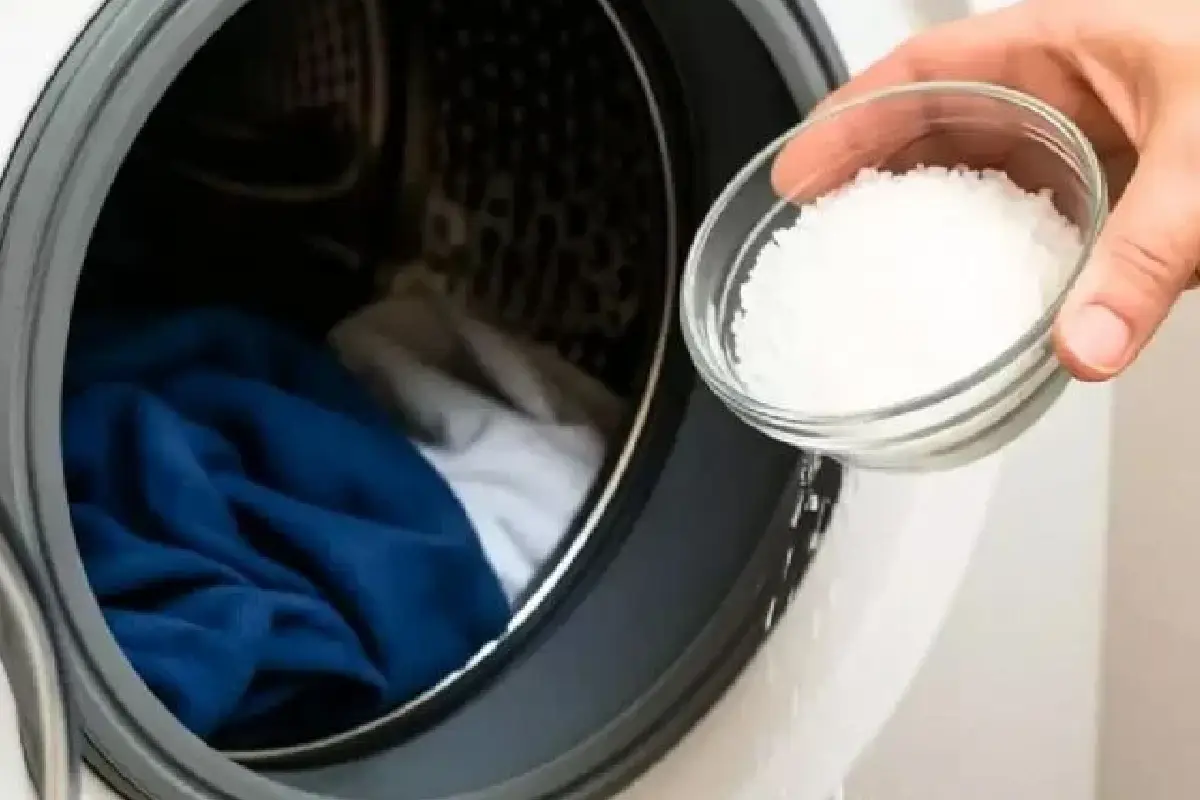 Desbloqueie uma Roupa Mais Brilhante: Por Que Misturar Detergente e Sal é uma Revolução