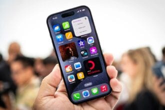 Passo a Passo: Como Limpar com Segurança o Seu iPhone da Sujeira