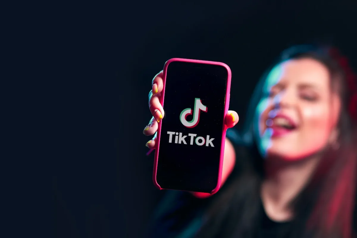 TikTok Lança Anúncios de Viagens: Uma Nova Forma de Descobrir e Reservar Destinos