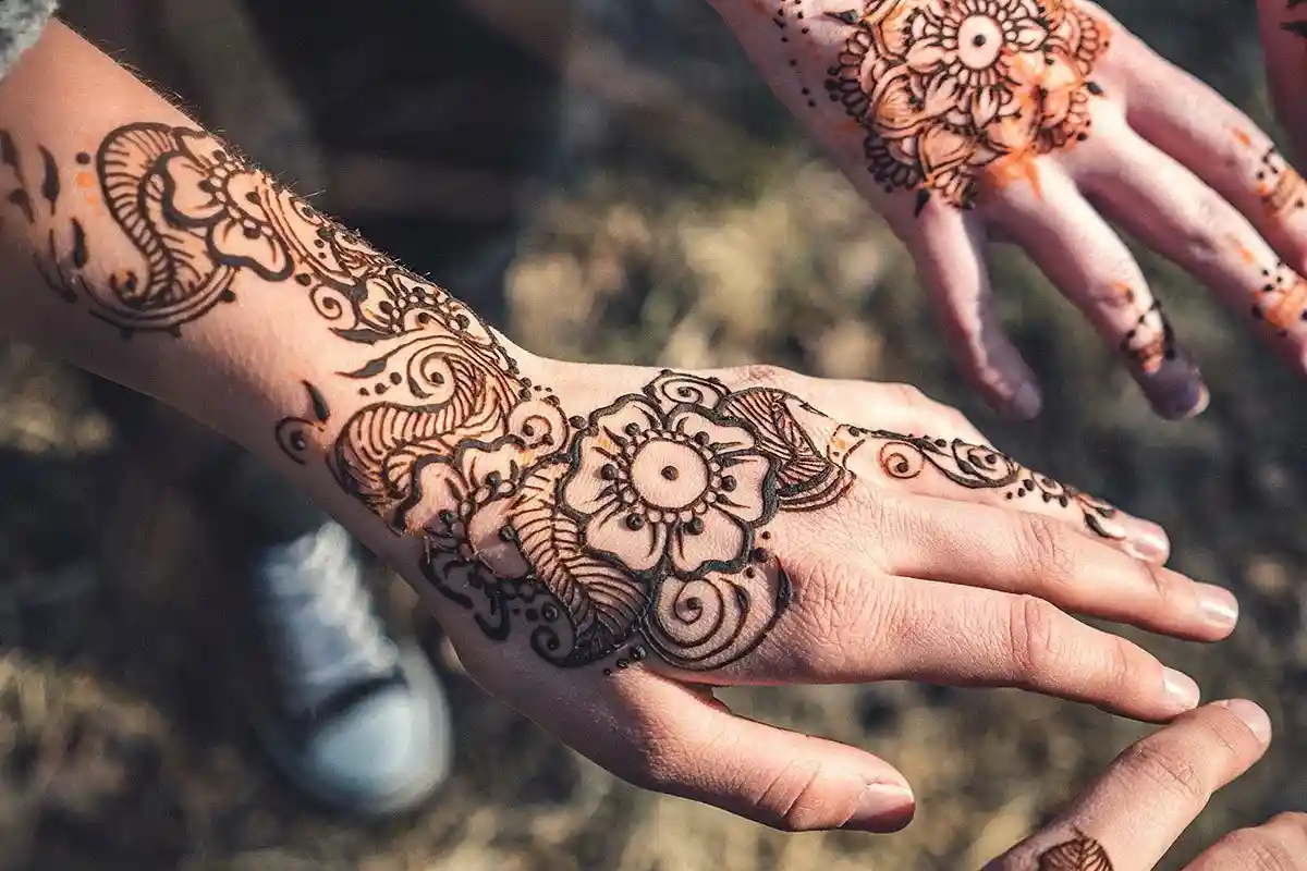 Tradições de casamento indianas: 7 rituais vibrantes para inspirar o seu grande dia