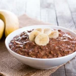 Aveia Assada Sabor Brownie: A Receita Saudável que Conquista Pequenos-Almoços e Lanches