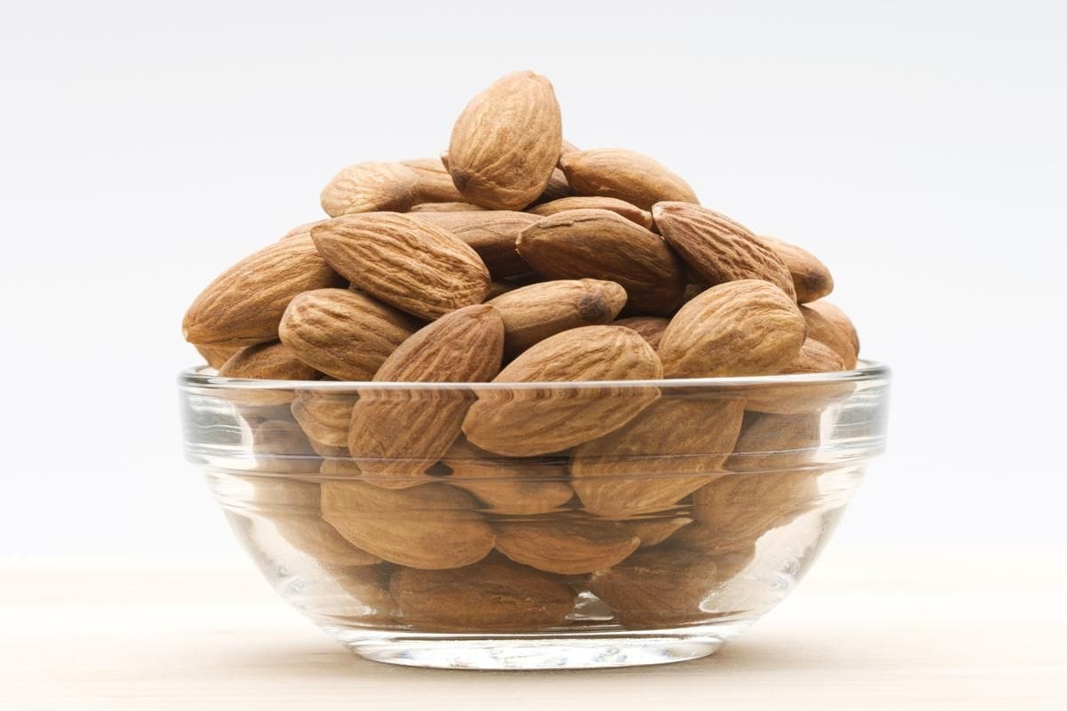 Biscottis de Amêndoas e Damascos: Crocantes, Dourados e Irresistíveis