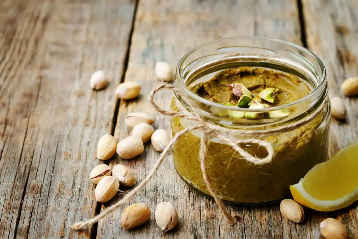 Cheesecake de Pistácio: Uma Versão Irresistível do Clássico Cremoso