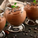 Mousse de Chocolate com Ovo Cozido: Pronta em Minutos e Cheia de Energia