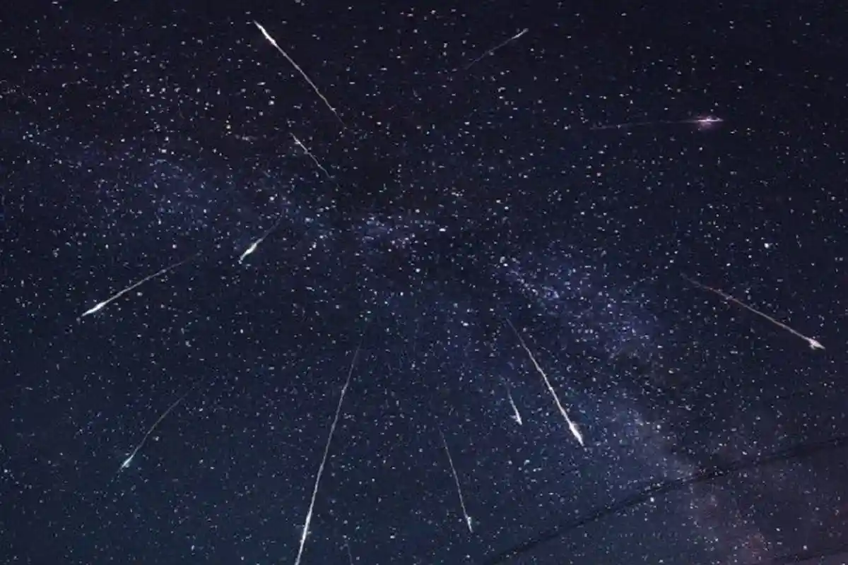 Outubro Traz Duas Chuvas de Meteoros: Não Percas as Draconíadas e Orioníadas