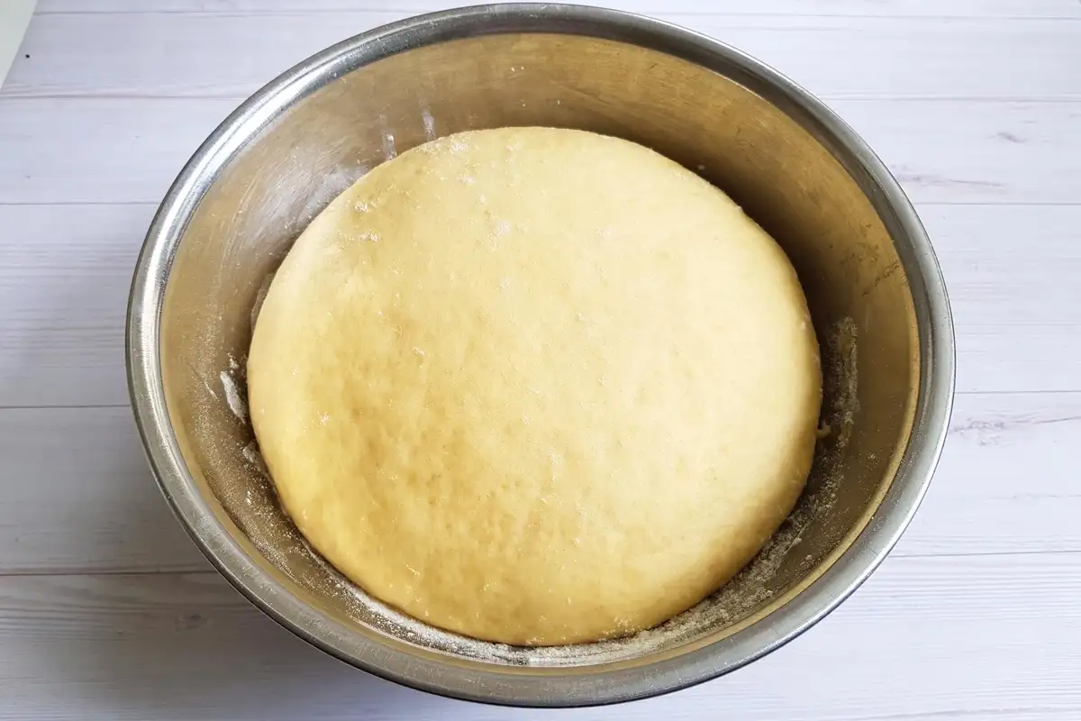 Cinnabons Caseiros: Receita Clássica de Pãezinhos de Canela Mais Saborosos que os de Cafeteria