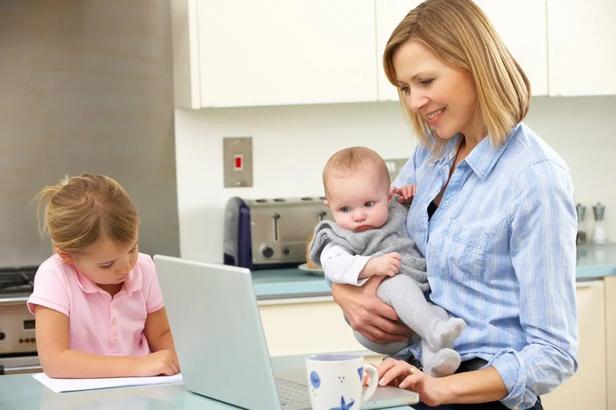 Como Conciliar os Cuidados com a Criança e o Trabalho
