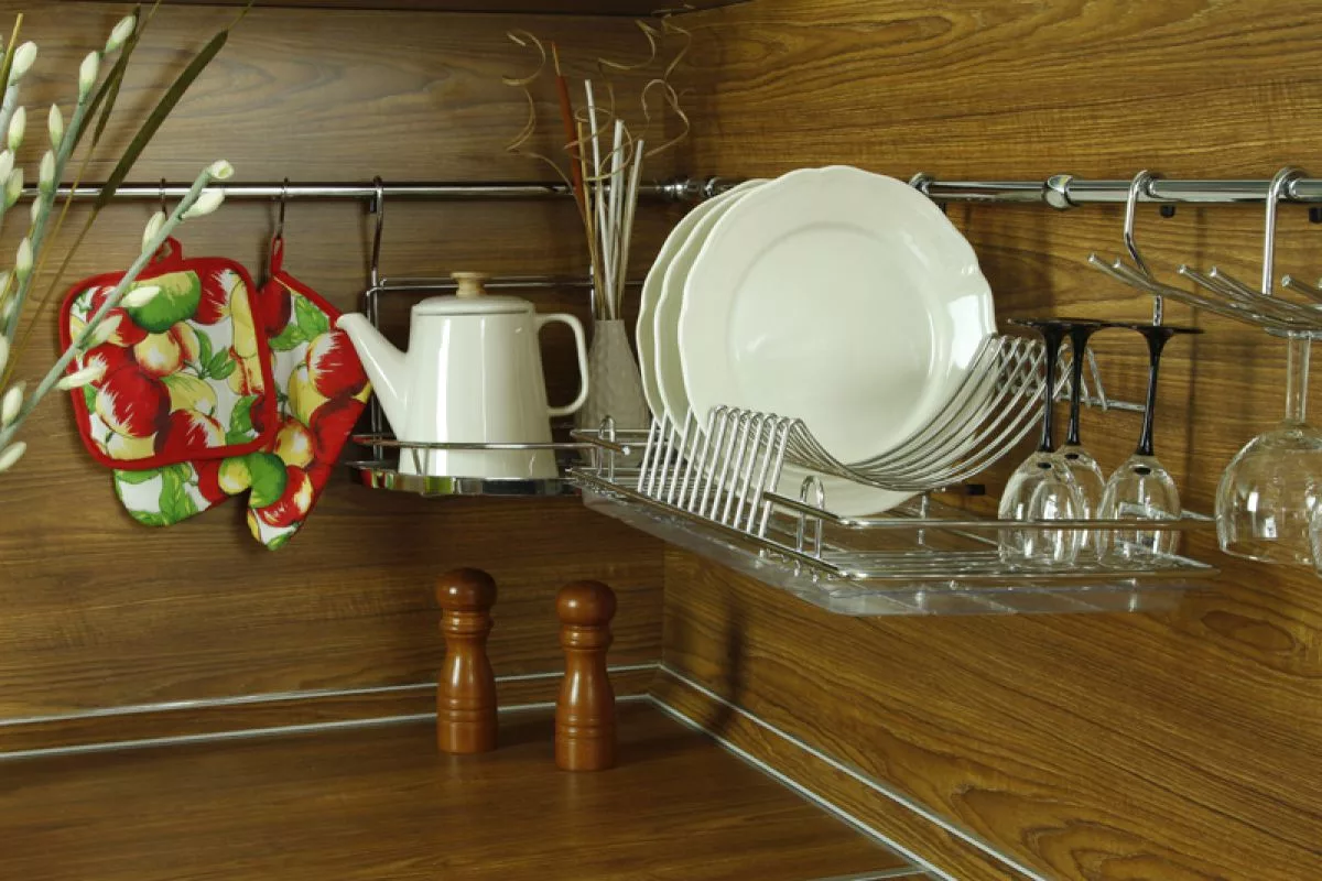 Adeus ao Escorredor de Pratos Tradicional: A Nova Alternativa para Aproveitar o Espaço da Bancada