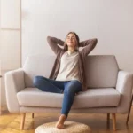 Os 5 exercícios simples para abrir e fortalecer a bacia após horas sentado