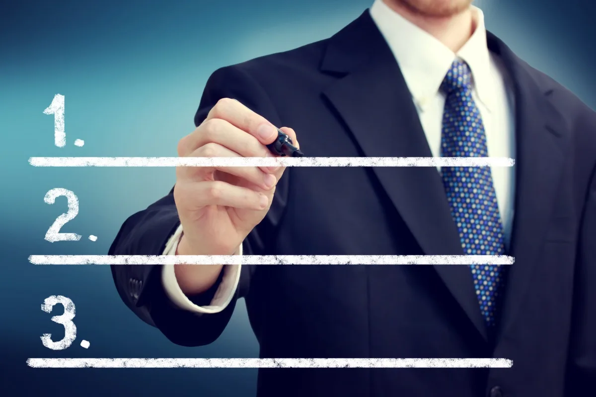 Como Falar com um Amigo Sobre os Defeitos do Parceiro Dele sem Prejudicar a Amizade