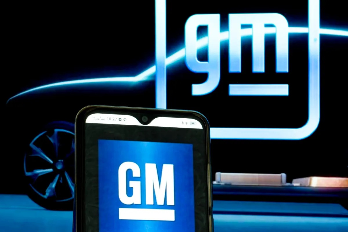 General Motors Abandona Apple CarPlay e Android Auto: O Futuro dos Veículos