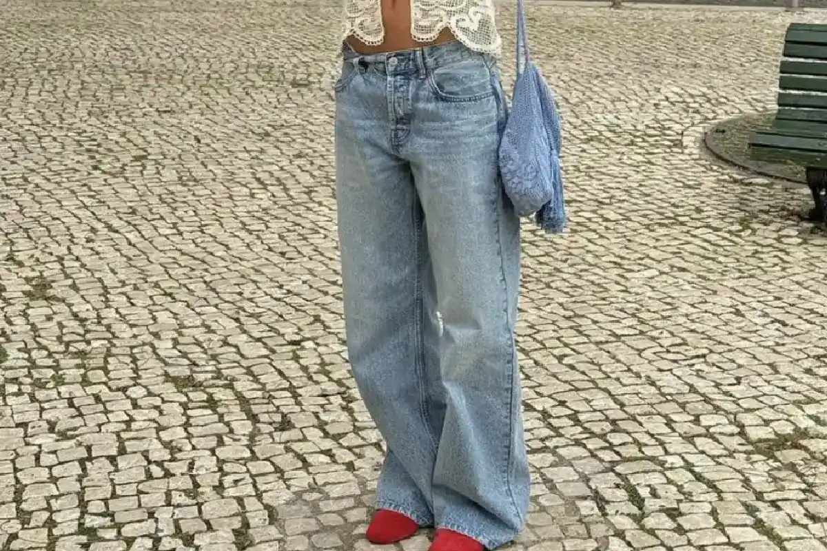 Jeans Tendência para o Outono: Modelos e Cores que Vão Dominar a Estação