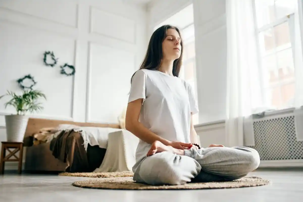Meditação Fácil de 10 Minutos para Iniciantes: Começa do Zero e Cria o Hábito