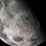 Meteoritos Raros na Lua: Como Partículas Cósmicas Podem Explicar a Água na Terra