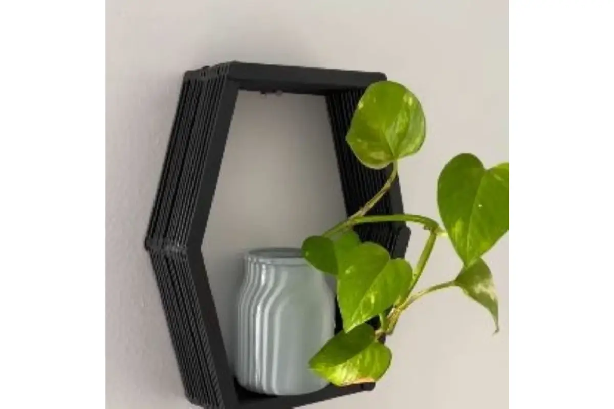 Crie Miniprateleiras em Minutos com Palitos de Picolé: Uma Ideia Genial e Sem Custos