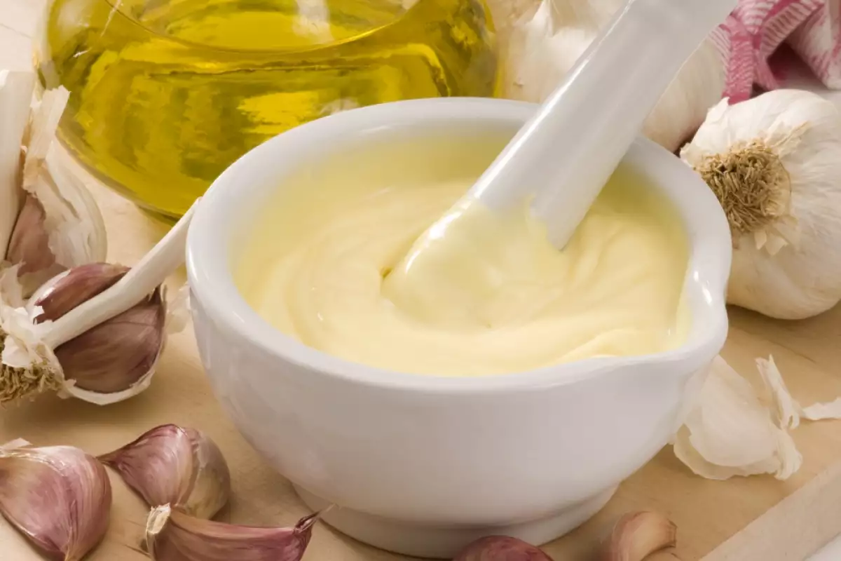 Molho para Salada César com Base em Maionese