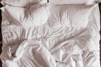 O Que Revela Não Fazer a Cama Sobre a Tua Personalidade, Segundo a Psicologia