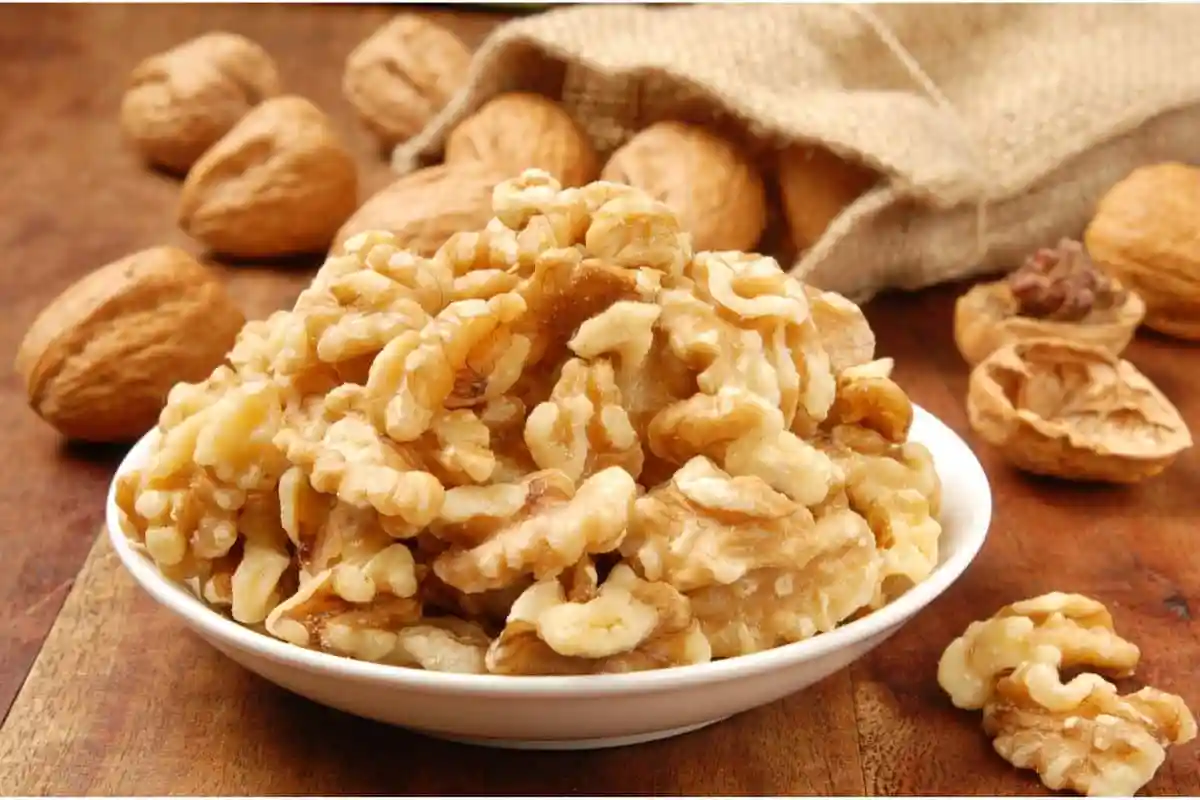 As Nozes Mais Saudáveis para Incluir na Tua Dieta Diária, Segundo Especialistas