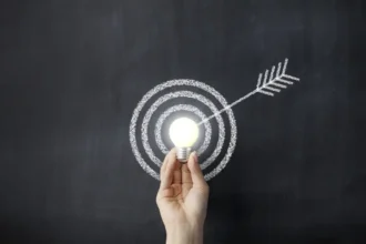 O Que Ajuda as Pessoas a Alcançar Sucesso Verdadeiro: Psicóloga Revela 4 Traços Principais