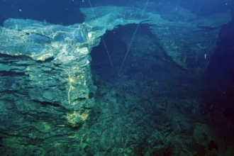 O Vulcão Misterioso no Fundo do Oceano que Pode Entrar em Erupção a Qualquer Momento