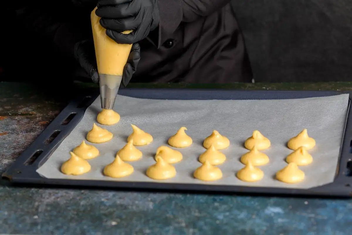 Profiteroles sem Glúten: Receita Fácil com Maizena para uma Massa Fofa
