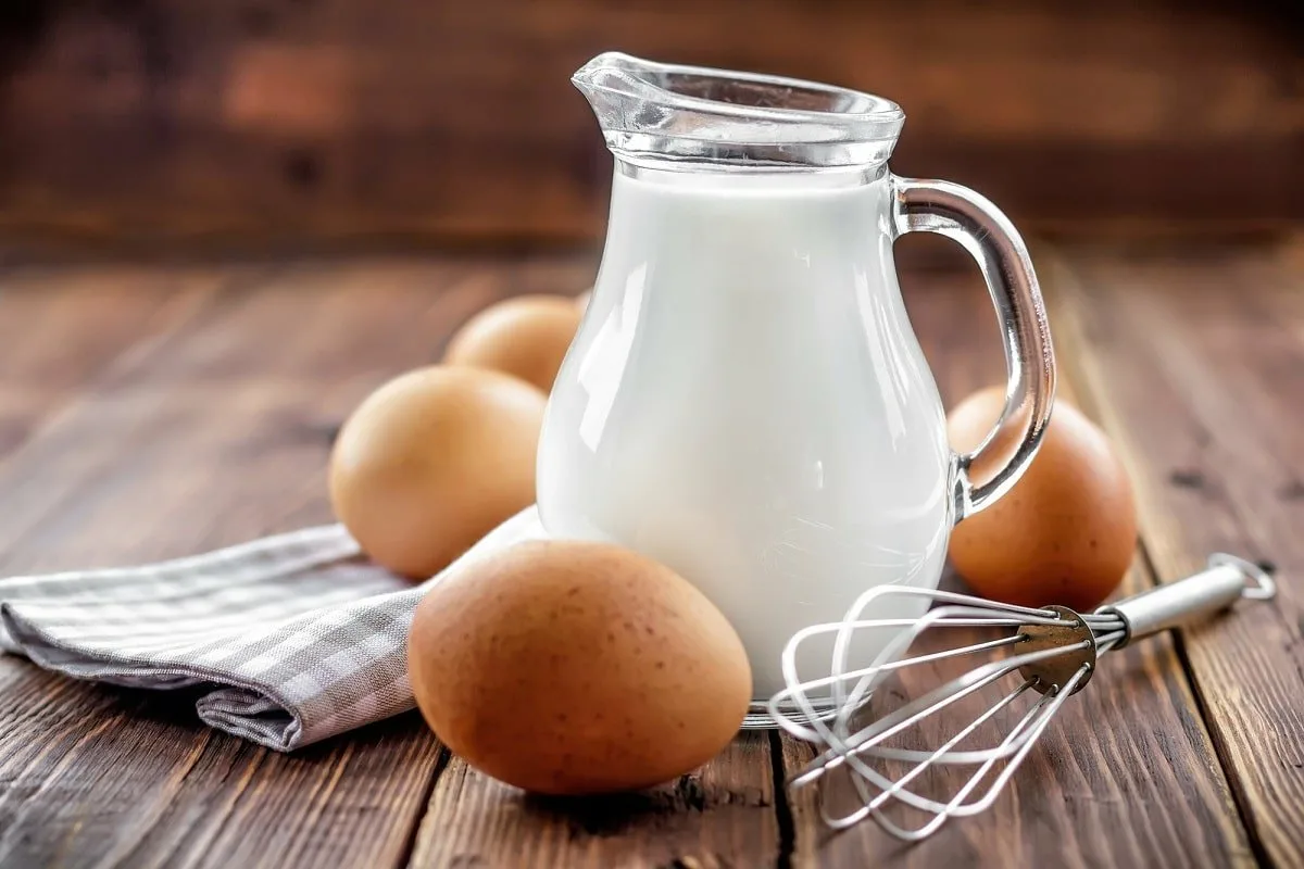 Como Fazer um Irresistível Pudim de Mirtilos e Chocolate Branco para o Lanche