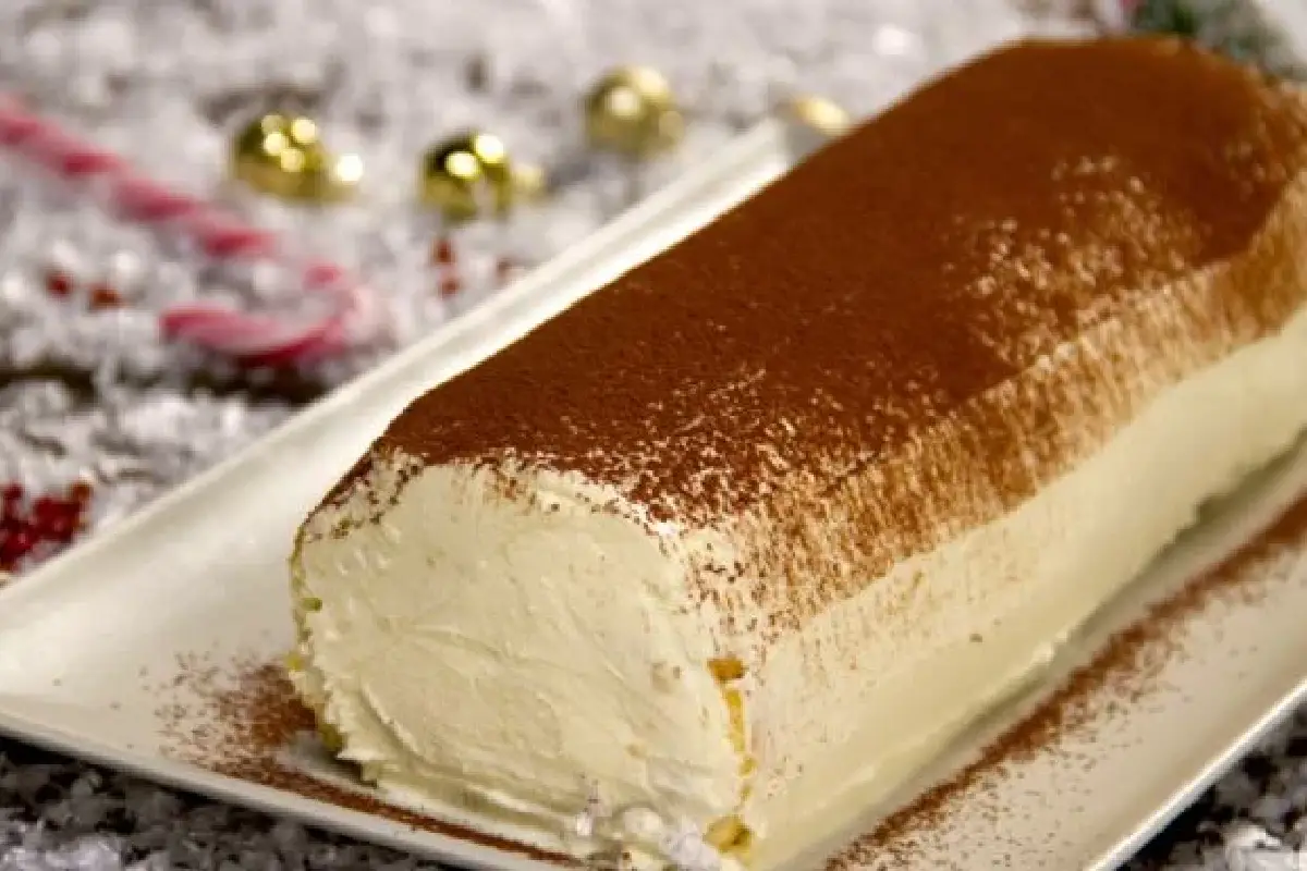 Rolo de Tiramisu: Uma Receita Exprés que os Fãs Desta Sobremesa Vão Adorar