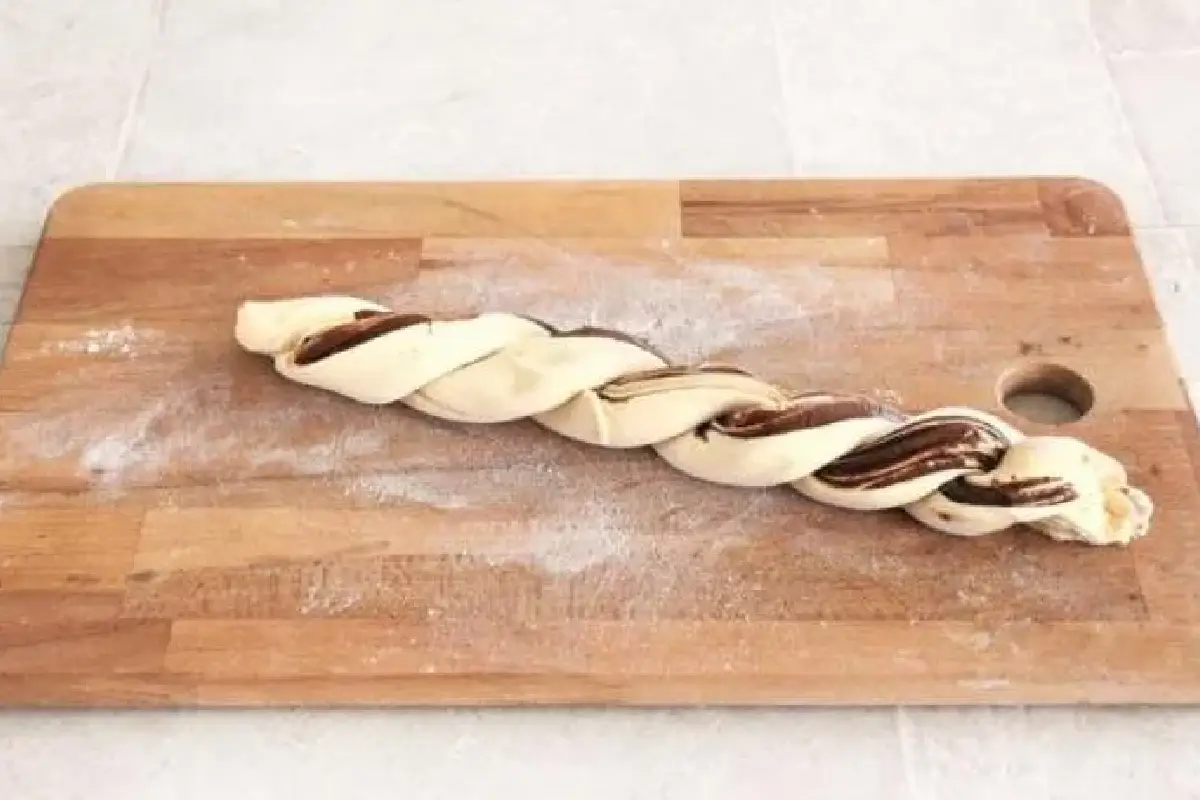 Tranças com Pasta de Chocolate: Uma Receita Rápida e Deliciosa
