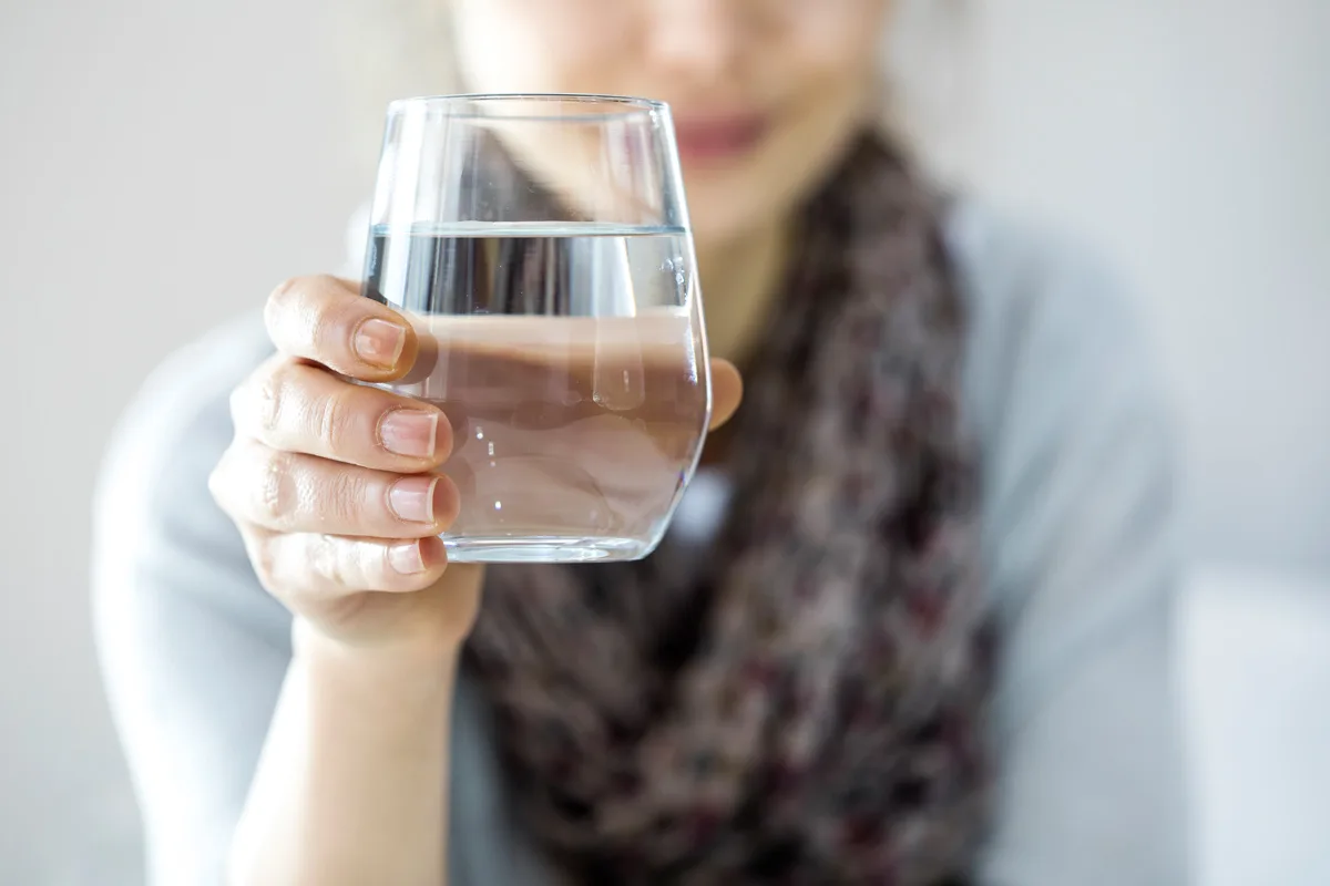 3 Passos Simples para Recuperar a Pele Seca em Casa