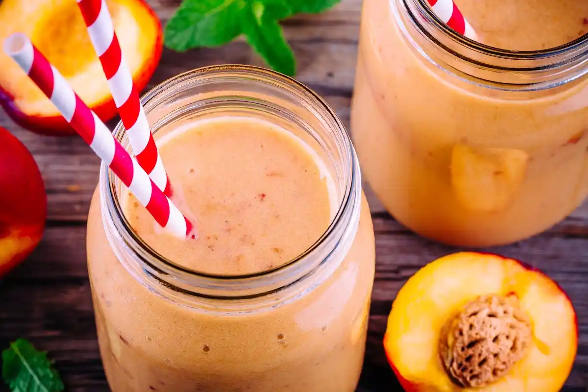Smoothie de Laranja, Cenoura, Iogurte e Pêssego: Uma Receita Rápida e Saudável