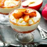 Sobremesa de Maçãs Caramelizadas e Creme de Baunilha: Uma Receita Gourmet Pronta em Minutos
