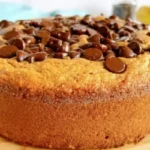 Torta de Banana com Gotas de Chocolate com Apenas 15 Colheres: Perfeita para Acompanhar o Teu Café