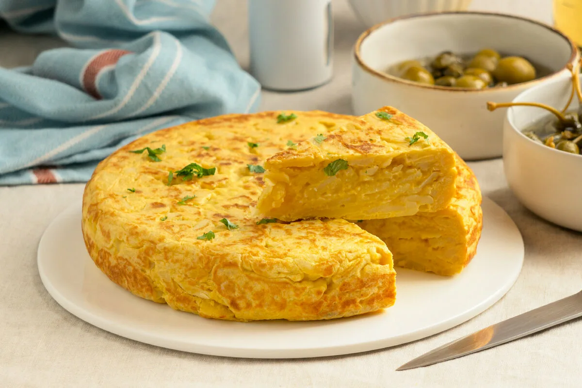 A Tortilla de Batata: Um Clássico Espanhol Repleto de Benefícios