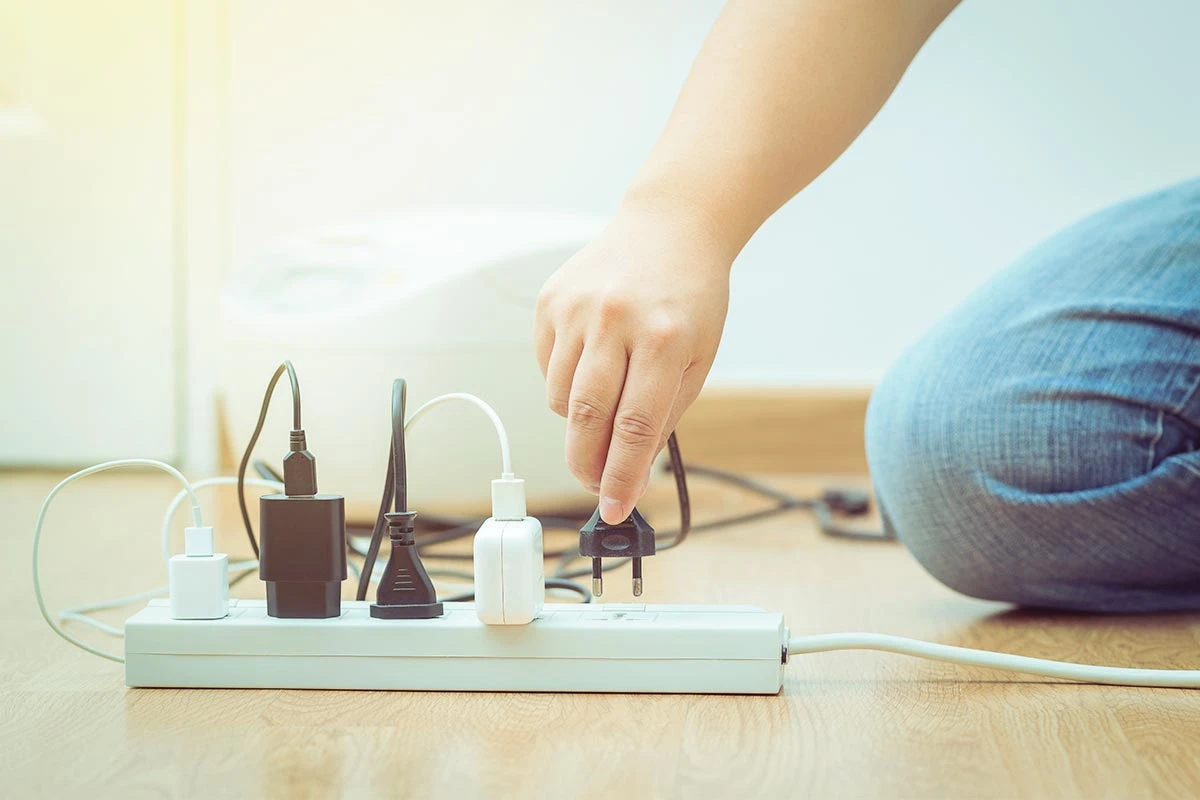 "Vampiros Energéticos": 5 Aparelhos que Consomem Mais Energia em Modo de Espera